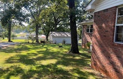 1202 Berry Lane, Doniphan, MO 63935