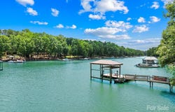 228 Wildwood Cove Drive, Mooresville, NC 28117