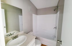 5213 Us Highway 90, Waelder, TX 78959