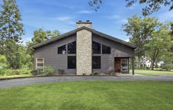 1404 Del Oaks Ln, Delavan, WI 53115