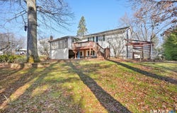 61 Rustic Lane, East Hartford, CT 06118