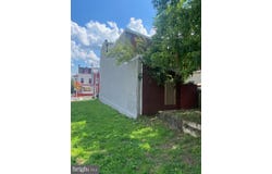153 WALNUT STREET, READING, PA 19601