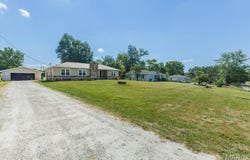 1281 Highway K, St Clair, MO 63077