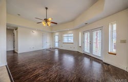 20270 Hyatt Lane, St Robert, MO 65584