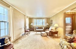 905 S 6th, Escanaba, MI 49829