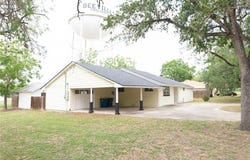 306 W Hutchinson Street, Beeville, TX 78102