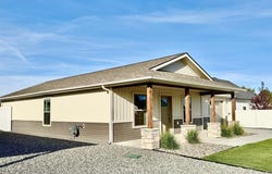 293 Cypress Dr, Powell, WY 82435