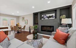 8401 W 91st Terrace, Overland Park, KS 66212