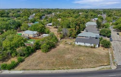 1401 W Waco Drive, Waco, TX 76701