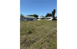 913 Great Falls Terrace NW, Port Charlotte, FL 33948