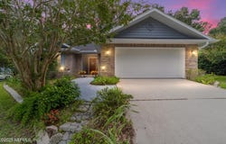 10922 PALMETTO Boulevard, Alachua, FL 32615