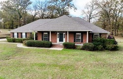 5353 Stonebriar, Durant, OK 74701