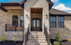 3945 E Woodhue Street, Springfield, MO 65802