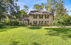 1130 NATURES HAMMOCK Road N, St. Johns, FL 32259