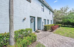 3229 Laurel Ridge Cir, Riviera Beach, FL 33404