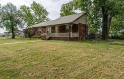 384103 E 1040 Road, Okemah, OK 74859