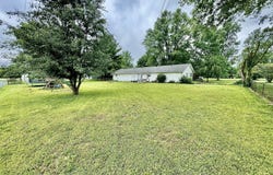 800 N Walnut Hills, Crawfordsville, IN 47933