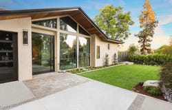 4828 Oakwood Avenue, La Canada Flintridge, CA 91011