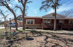 142 Triangle Acres, Cedar Creek, TX 78612