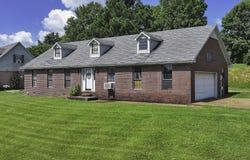 45 Jemma Dr, Lexington, TN 38351