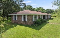 191 FM 44 E, Dekalb, TX 75559