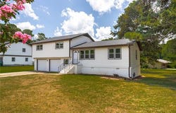 5098 Brownlee Road SW, Lilburn, GA 30047