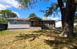 206 Sunset Road, Dixon, MO 65459