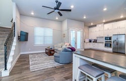 146 E South Street, Fayetteville, AR 72701