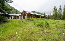 96 S Sanctuary Loop, Heron, MT 59844