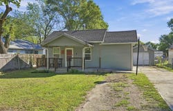218 N Poplar, Douglass, KS 67039