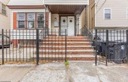 51 Schley St, Newark City, NJ 07112-1124