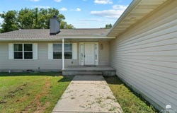 101 N Gillette Avenue, Woodbine, KS 67492