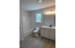 5025 Lakeview Drive, Mentor, OH 44060