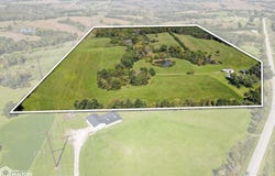 4996 Lake Rd, Ottumwa, IA 52501