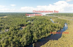 40 N J Hunter Way, Freeport, FL 32439
