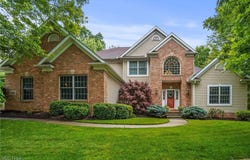 2634 Deer Ridge Run, Cuyahoga Falls, OH 44223