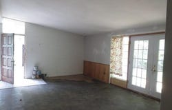 1206 NE 67th Street, Gladstone, MO 64118