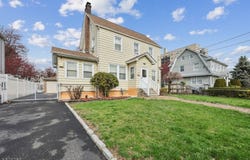 764-766 Hazard Pl, Elizabeth City, NJ 07208
