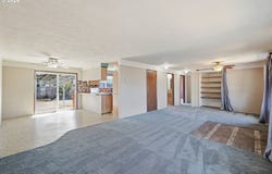 1033 S 34TH Pl, Springfield, OR 97478