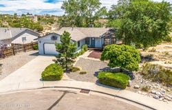 5800 HOGAN Avenue, Farmington, NM 87402