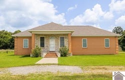 2616 ST RT 440, Mayfield, KY 42066