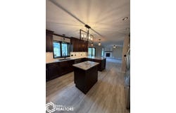 210 W Corry Court, Mount Pleasant, IA 52641