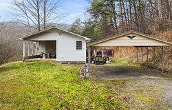 370 Vannoy Rd, Tazewell, TN 37879