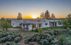 206 Hondo Seco Road, Arroyo Seco, NM 87514