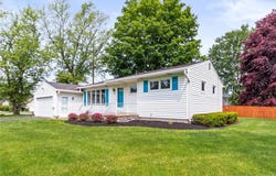 828 Jaclyn Lane, Webster, NY 14580