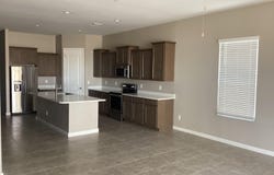 1255 N ARIZONA Avenue, Chandler, AZ 85225
