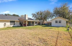 130 Lumpkin Drive, Ennis, TX 75119