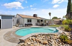 1176 Robin Avenue, Hanford, CA 93230