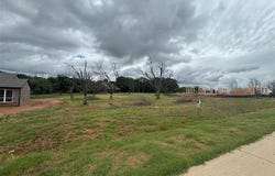 2412 Candlestick Drive, Granbury, TX 76049