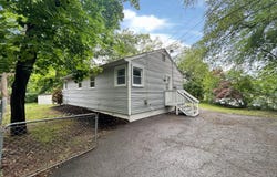 55 COLUMBUS AVENUE, BROWNS MILLS, NJ 08015